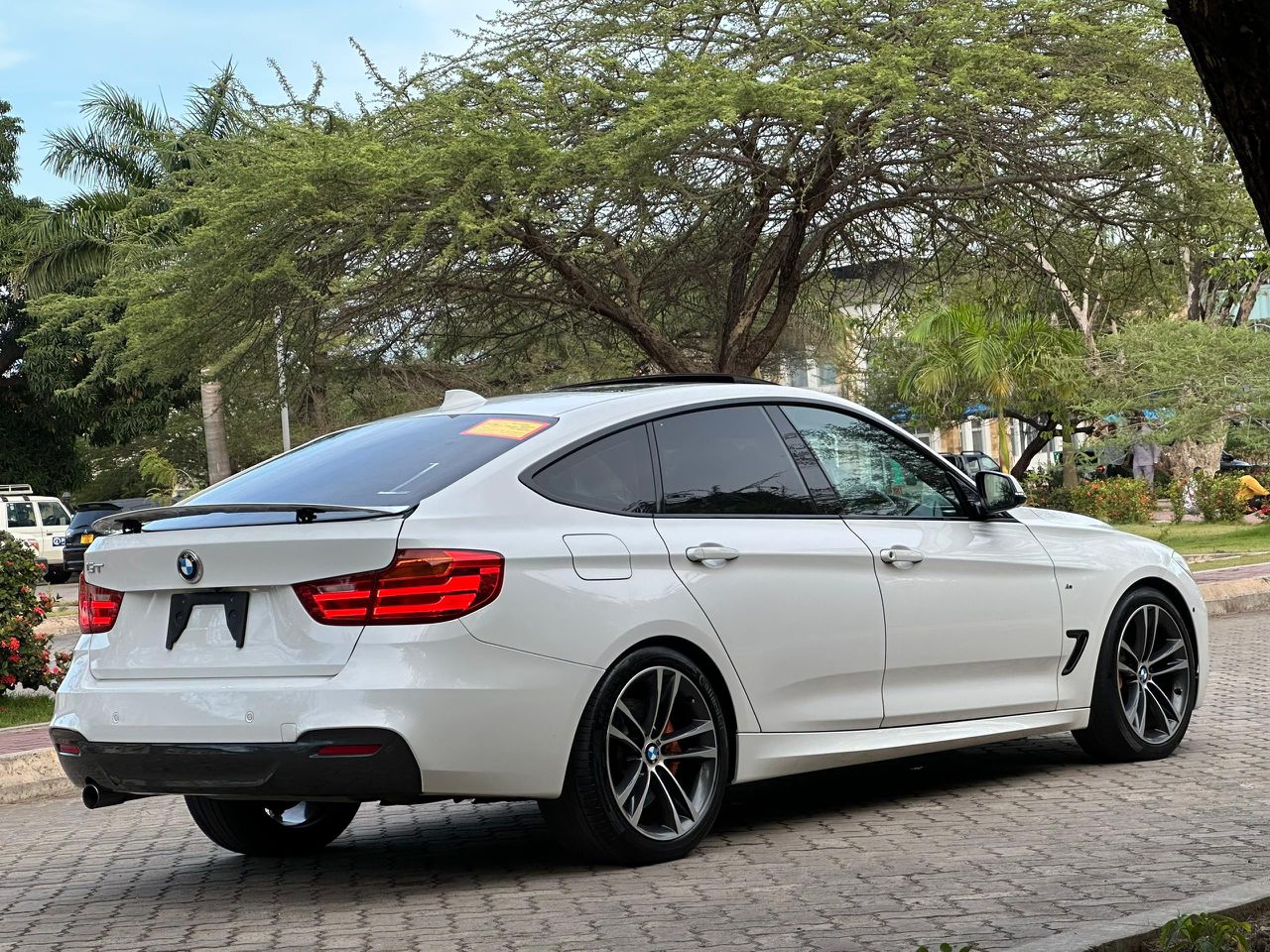 BMW GT M-Sports thumbnail 3